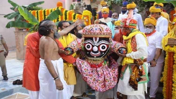 Rath Yatra begins at Jagannath Temple in Ahmedabad