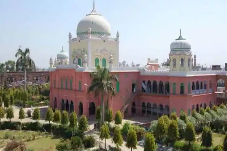 Darul Uloom among 307 Illegal Madrasas in Saharanpur