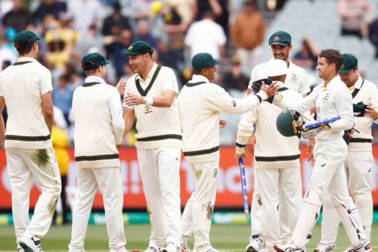 Australia beat South Africa by an Innings an 182 runs in the second Test match