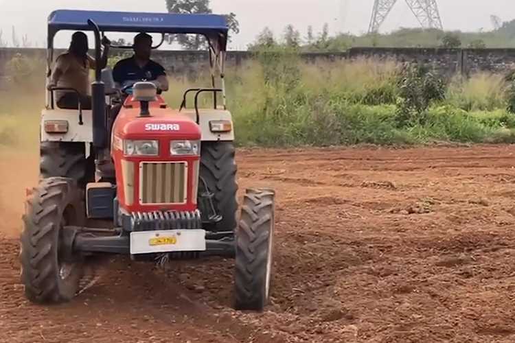 MS Dhoni driving a tractor in his Ranchi farm 