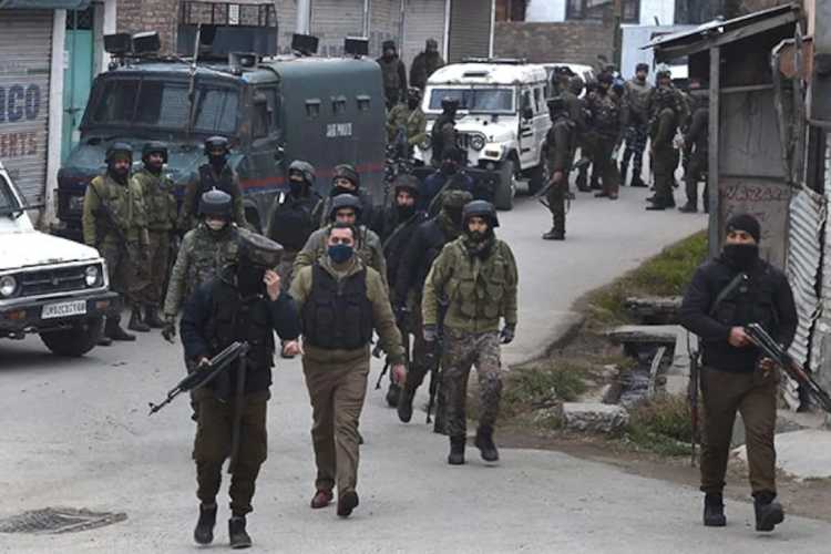 Security personnel in Kashmir during an anti-terror operation