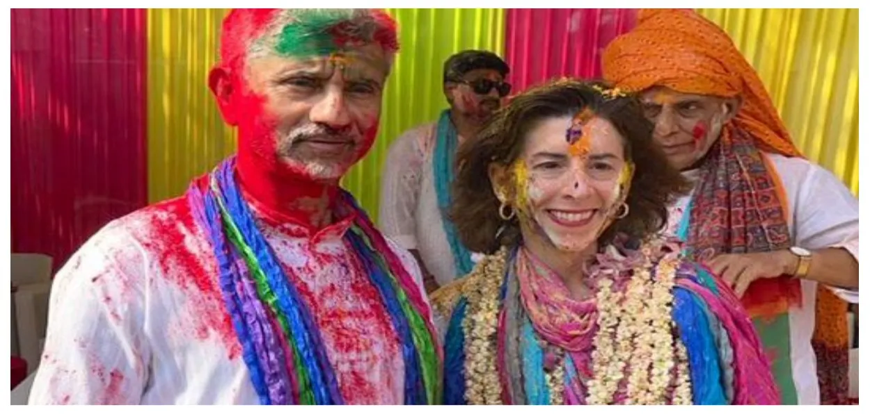 Dr S Jaishakar with US Commerce Secretary Gina Raimondi celebrating Holi at Rajnath Singh's resident (Twitter)