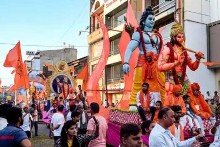 File image of a procession during Hanuman Jayanti