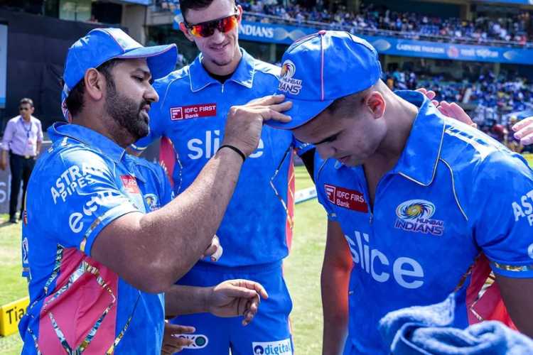 Arjun Tendulkar was given his debut cap by MI captain Rohit Sharma