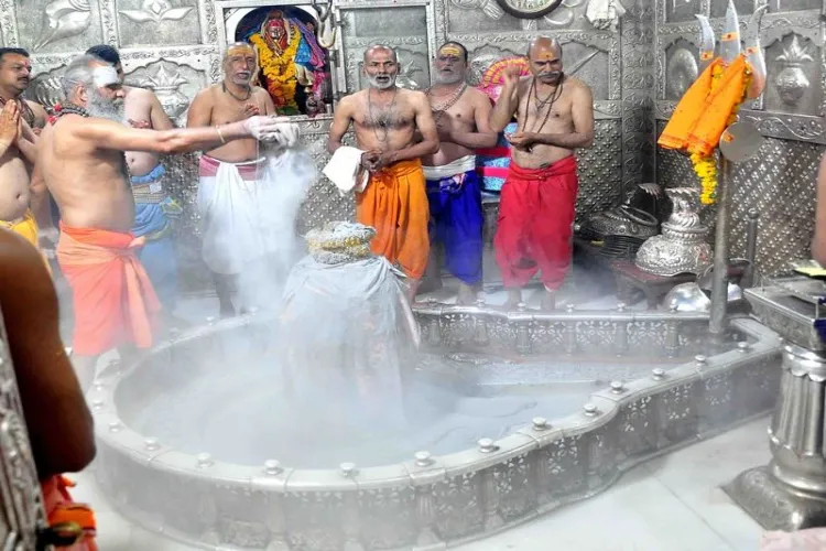 Bhasma Aarti  in Shri Mahakaleshwar temple in Ujjain, Madhya Pradesh