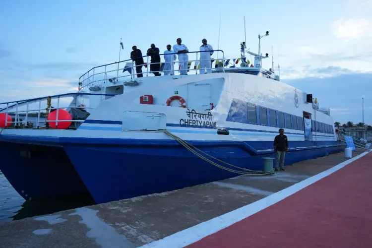 The ferry between Nagapattinam in India and Kankesanthurai in Sri Lanka