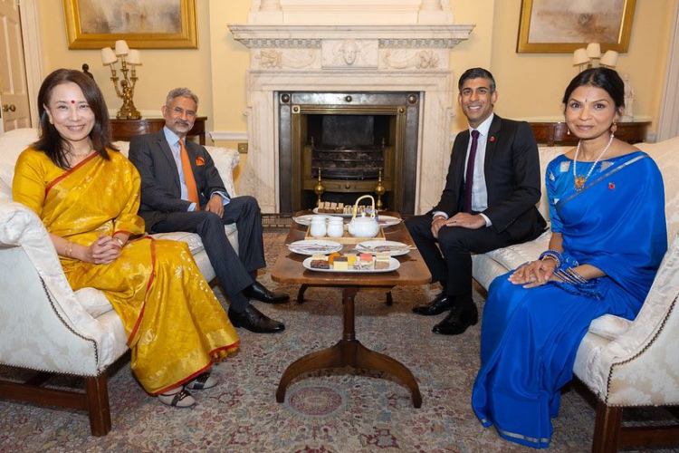 Jaishankar visits BAPS temple, interacts with Indian community in UK