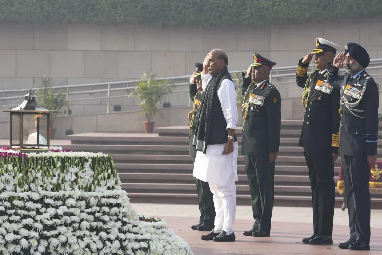 Defence Minister and top military brass paying tribute to fallen soldiers on 'Vijay Diwas'