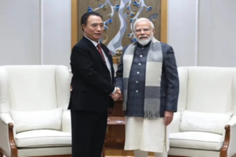 Prime Minister Narendra Modi with Mizoram CM Lalduhoma  