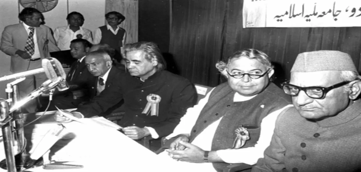 Prof Nurul Hasan(extreme right) with sardar Ali Jafri (1976)