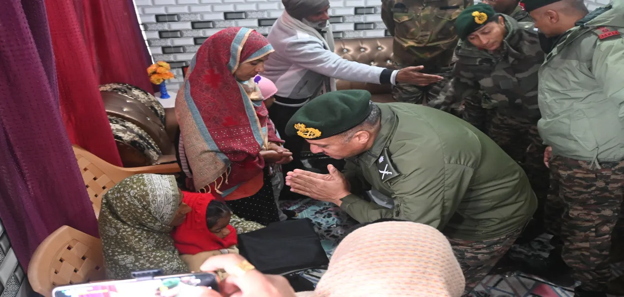 Army Commander meeting the mother of martyr havildar Majid Hussain at her house (X)