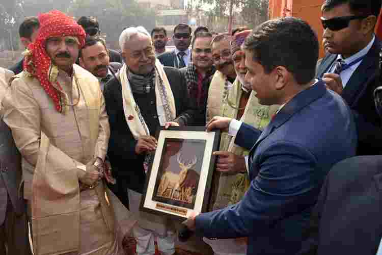 Bihar Chief Minister Nitish Kumar with officials