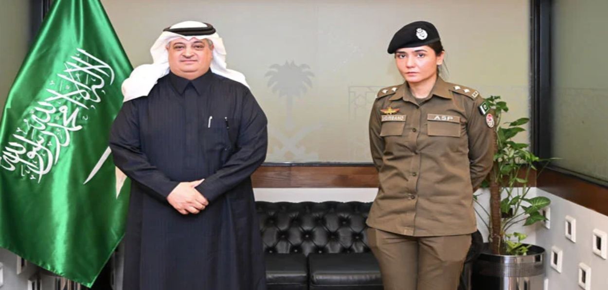 Saudi Ambassador to Pakistan  Nawaf bin Said Al-Malki with ASP  Syeda Shehrbano Naqvi  (X)