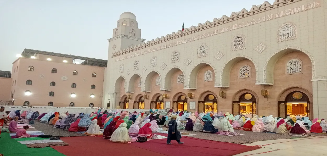 Bohra Muslim women offering Eid Namaz in a mosque in Mumbai on the occasion of Eid-ul-Fitr