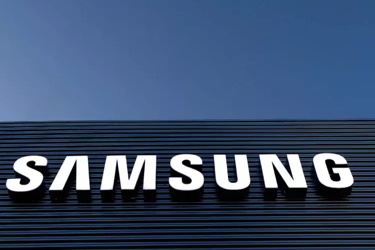 Samsung Electronics will provide artificial intelligence solutions.