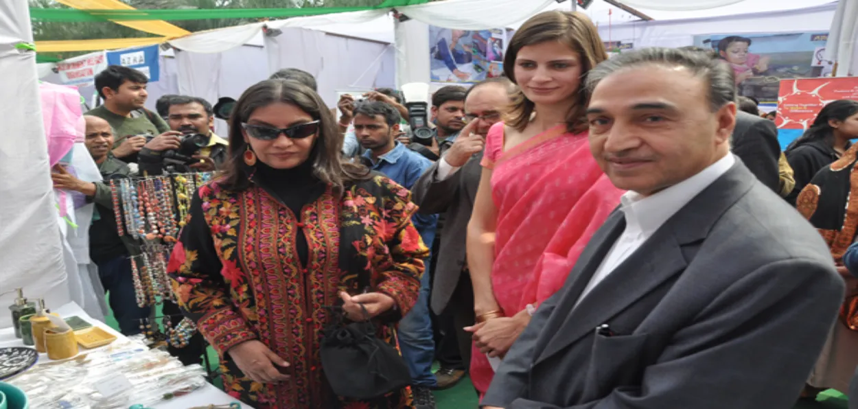 IICC President Sirajuddin Qureshi with actor Shabana Azmi and social worker Sara Abdullah-Pilot at a function in IICC