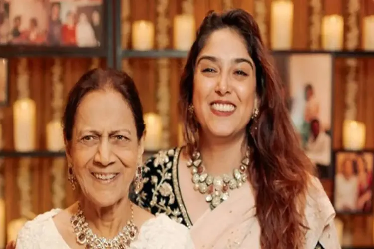 Ira Khan posted adorable pictures with her grandmother Zeenat Hussain.