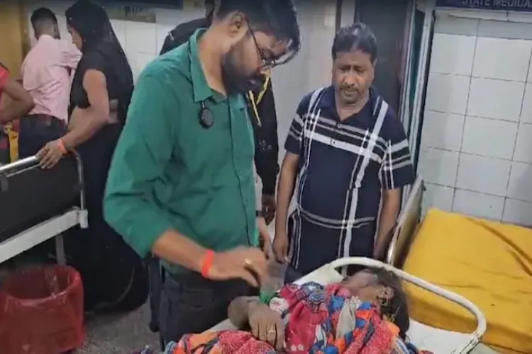 Doctors treating stampede injured in the hospital 