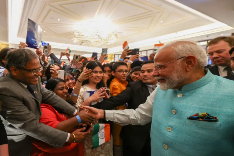 PM Modi receives warm welcome from members of Indian diaspora