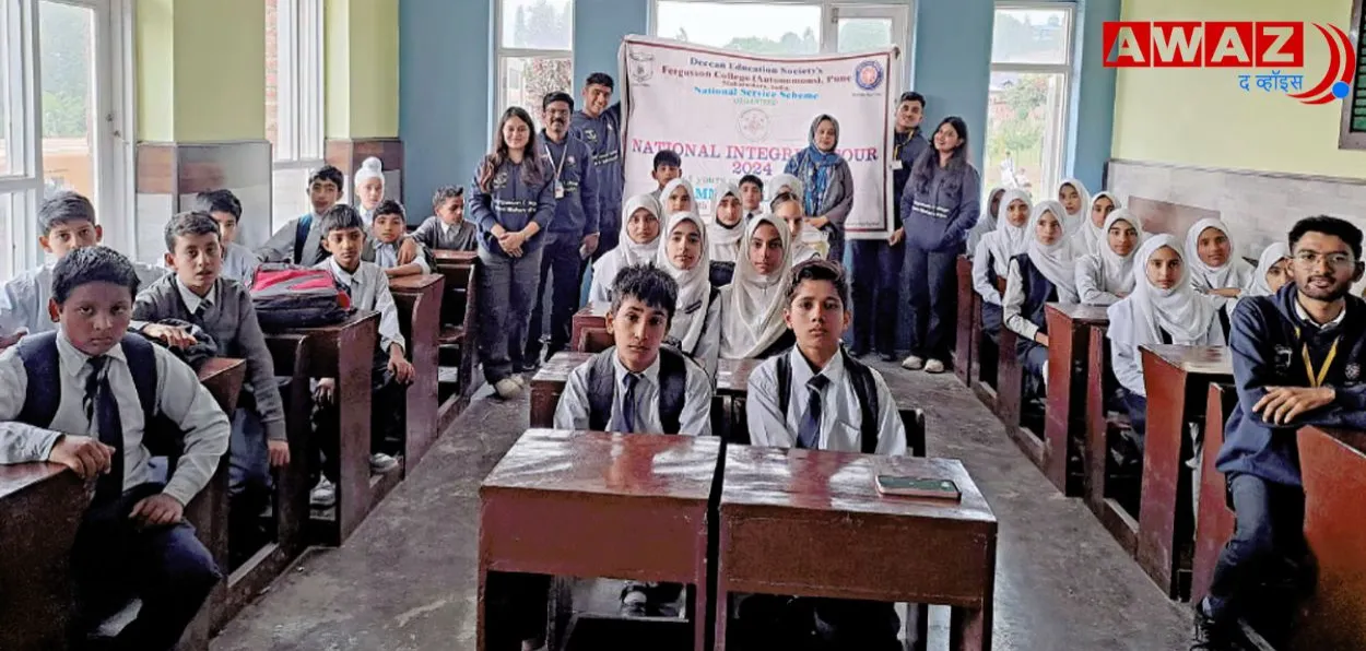A workshop in progress in a school in Srinagar, J&K