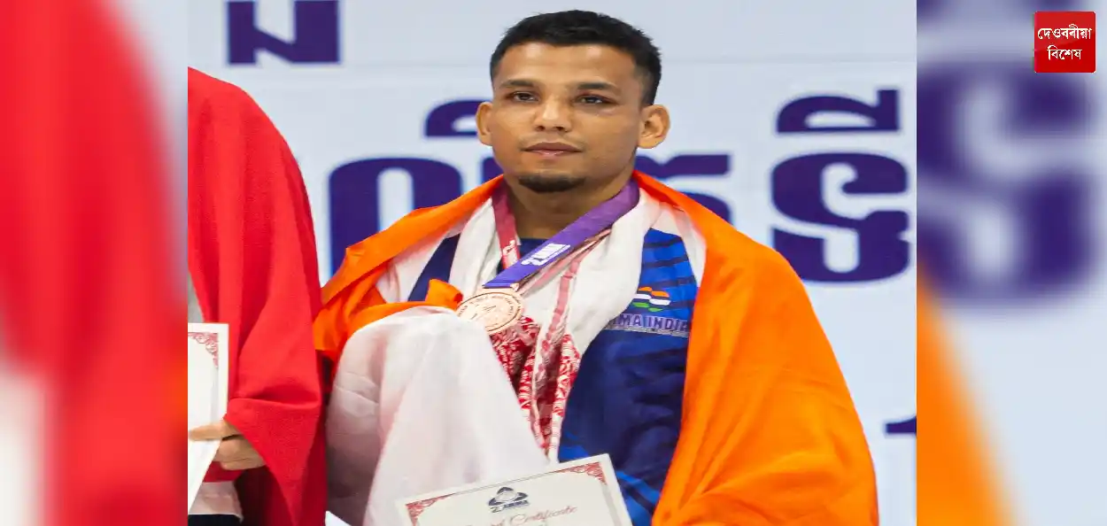 Arshad Ali with 2nd Asian MMA Medal