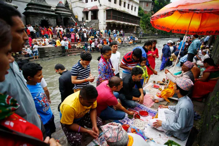 Devotees gathered to  celebrate the Festival of Threads