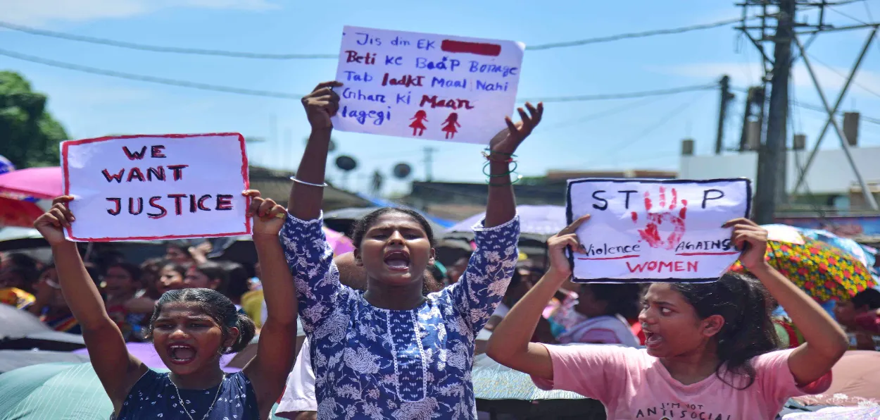 Young children in Dhing, Assam protesting against the rape of a 14-year old school girl