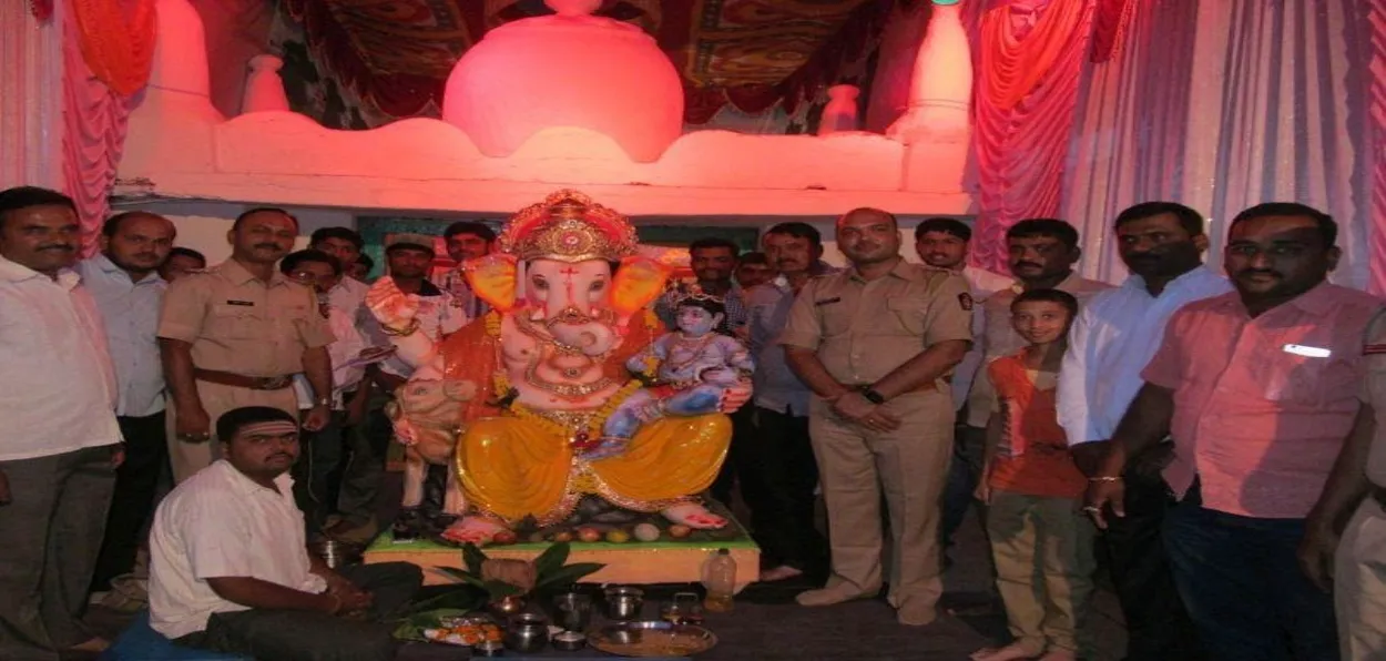 Ganesh installed at Gotkhindi mosque