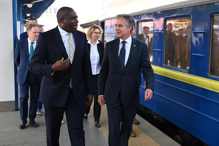 UK Foreign Secretary David Lammy with US Secretary of State Antony Blinken 