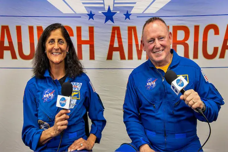 NASA astronauts Sunita Williams and Barry Wilmore 