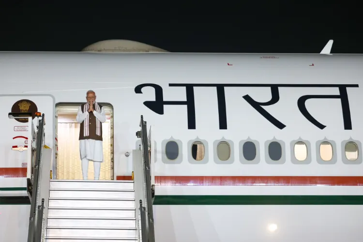 Prime Minister Narendra Modi boarding a plane for the USAr Putin (X)