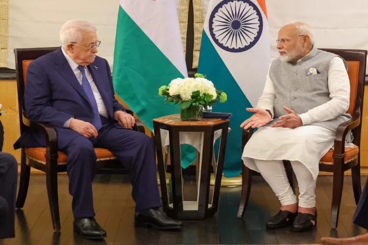 Prime Minister Narendra Modi and President of Palestine Mahmoud Abbas meeting in New York