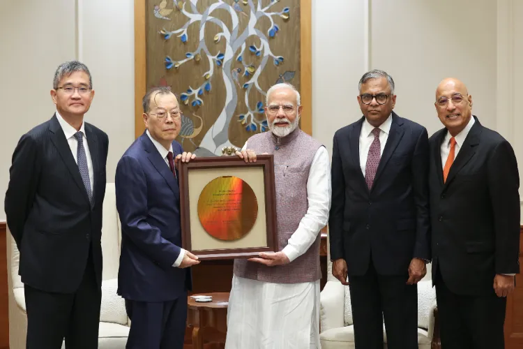 Prime Minister Narendra Modi meeting the leadership team of Tata Sons and PSMC. 