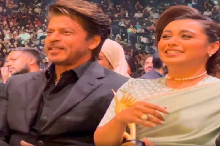 Shah Rukh Khan and Rani Mukerjee at IIFA award  function