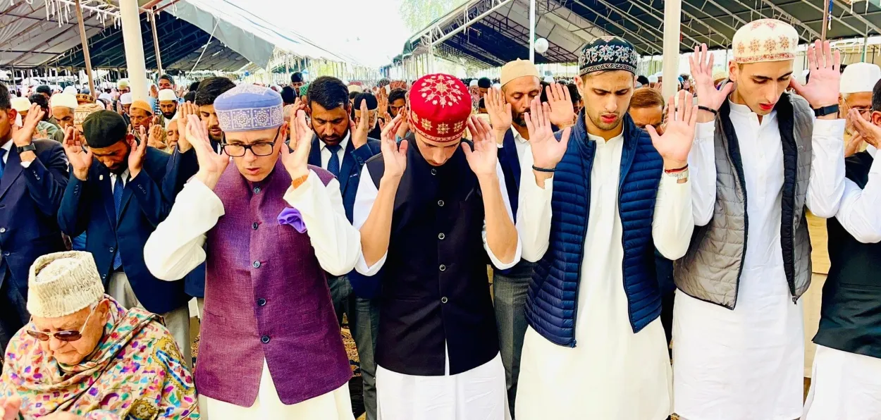 Three generations of Abdullahs -(Left to right) Farooq Abdullah  (Sitting) Omar Abdullah, someone unidentified, Zahir Abdullah and Zamir Abdullah (X)