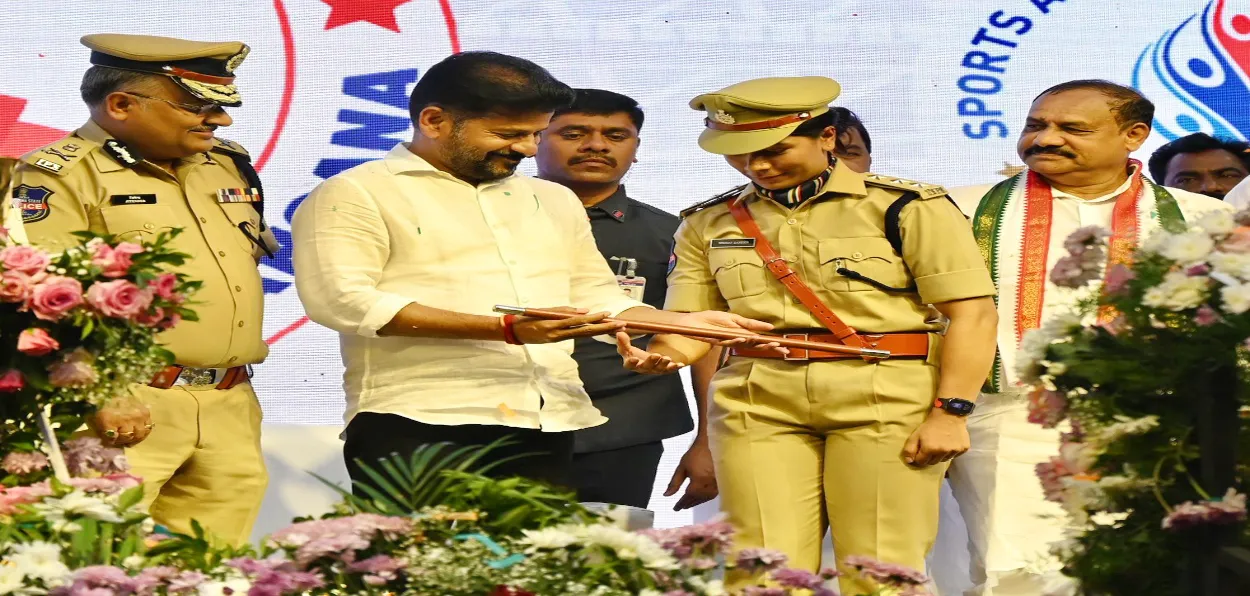 Nikhat Zareen with Chief Minister Revanth Reddy,