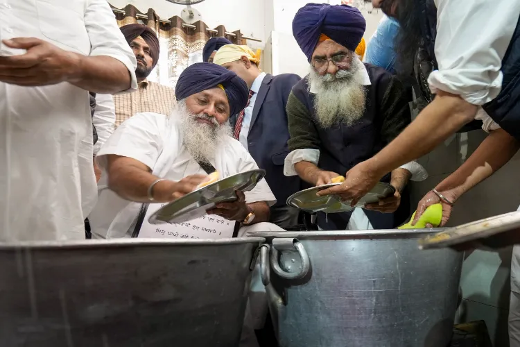 Shiromani Akali Dal (SAD) leader Sukhbir Singh Badal continued his services at the Takhat Sri Kesgarh Sahib in Anandpur Sahib