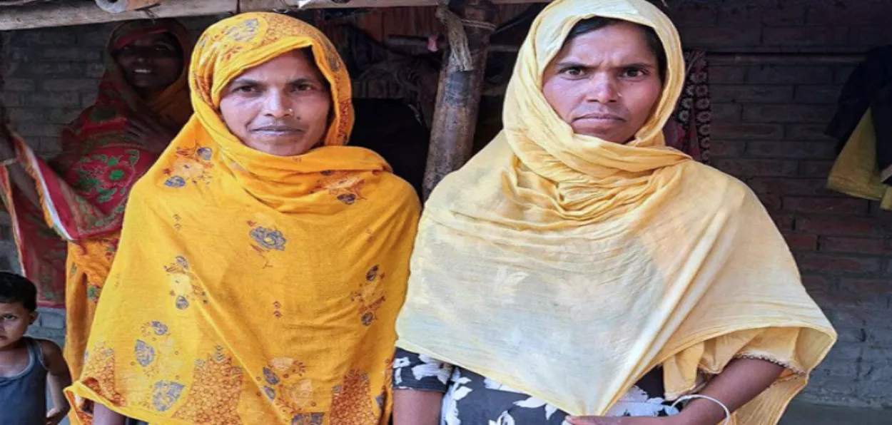 Two unmarried woman of Shershahabadi Muslim community