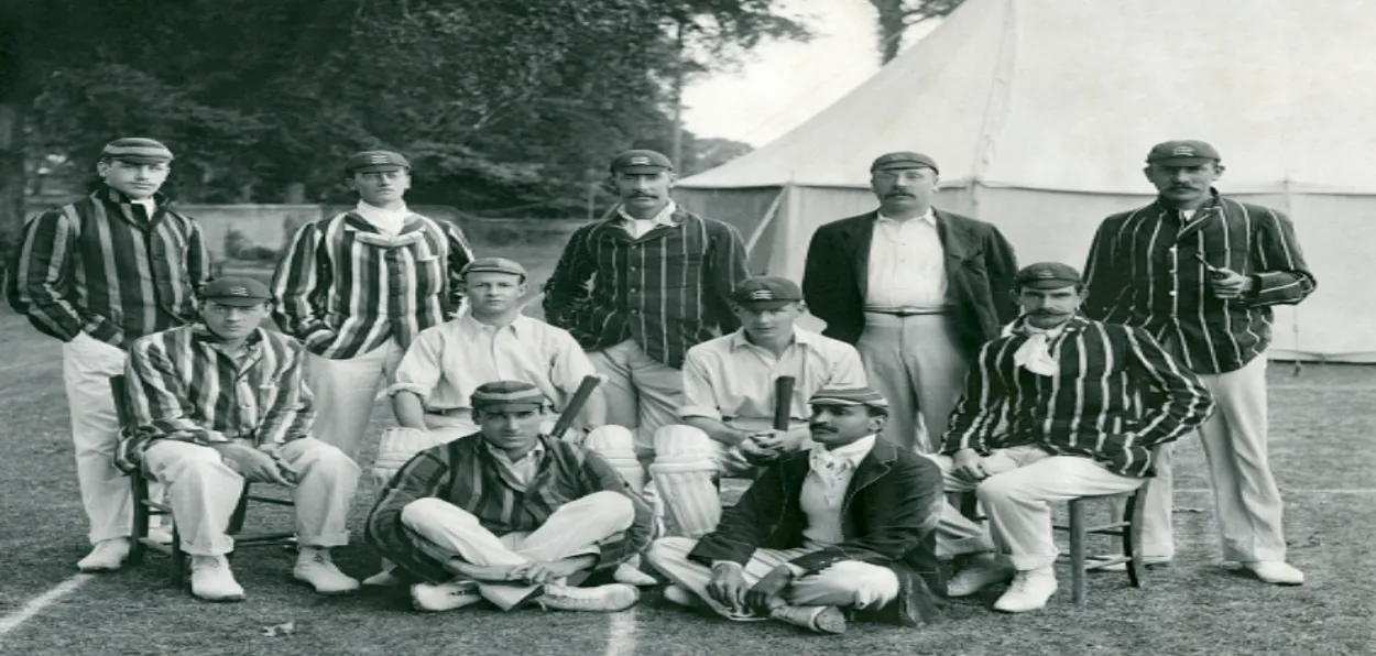 Ahsan-ul-Haq (sitting) with Middlesex team in 1902