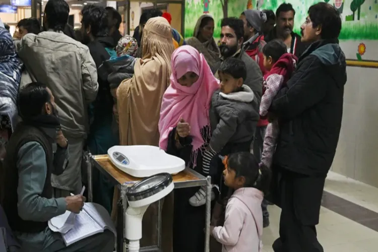 Scene inside a ospital in KP (Image courtesy: The News International)