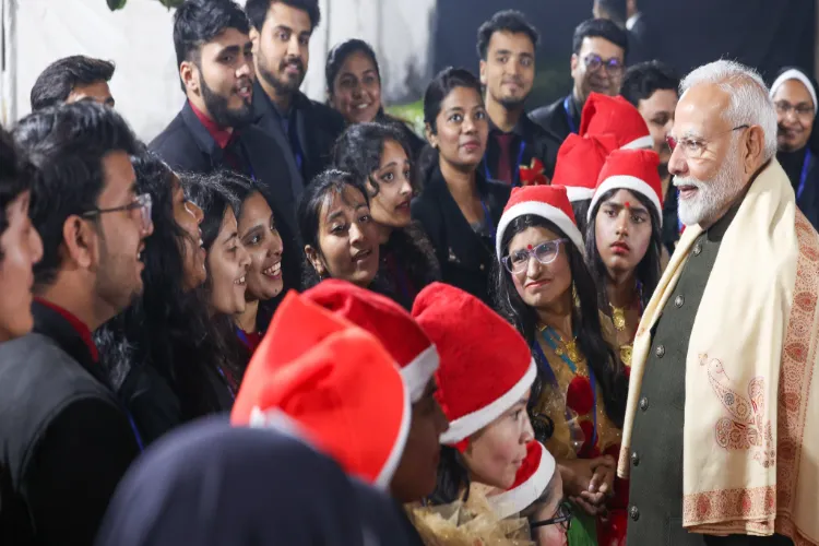 Prime Minister Narendra Modi meeting the invitees at the CBCI Christmas event in New Delhi