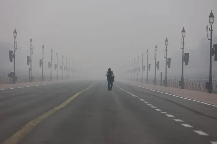 Dense fog in Delhi