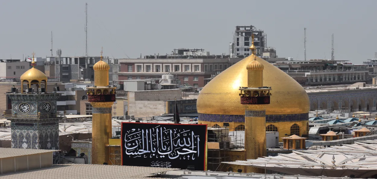 Shrine of Imam Ali (Source: Wikipedia Picture by  Goudarz Memar )