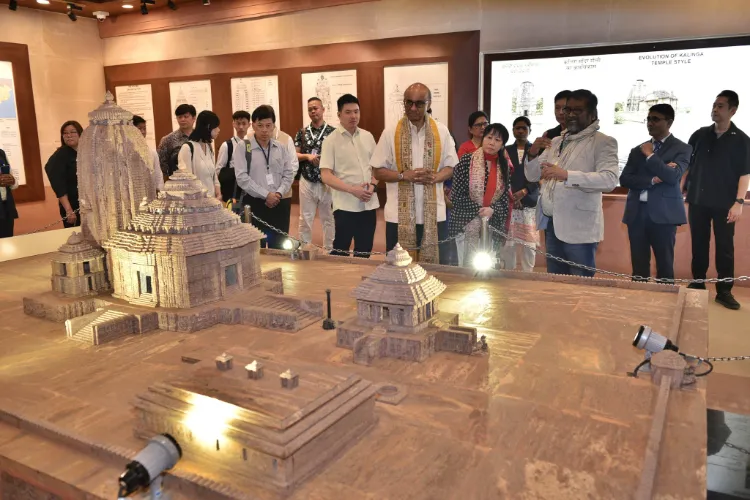 President of Singapore Tharman Shanmugaratnam at Konark temple 