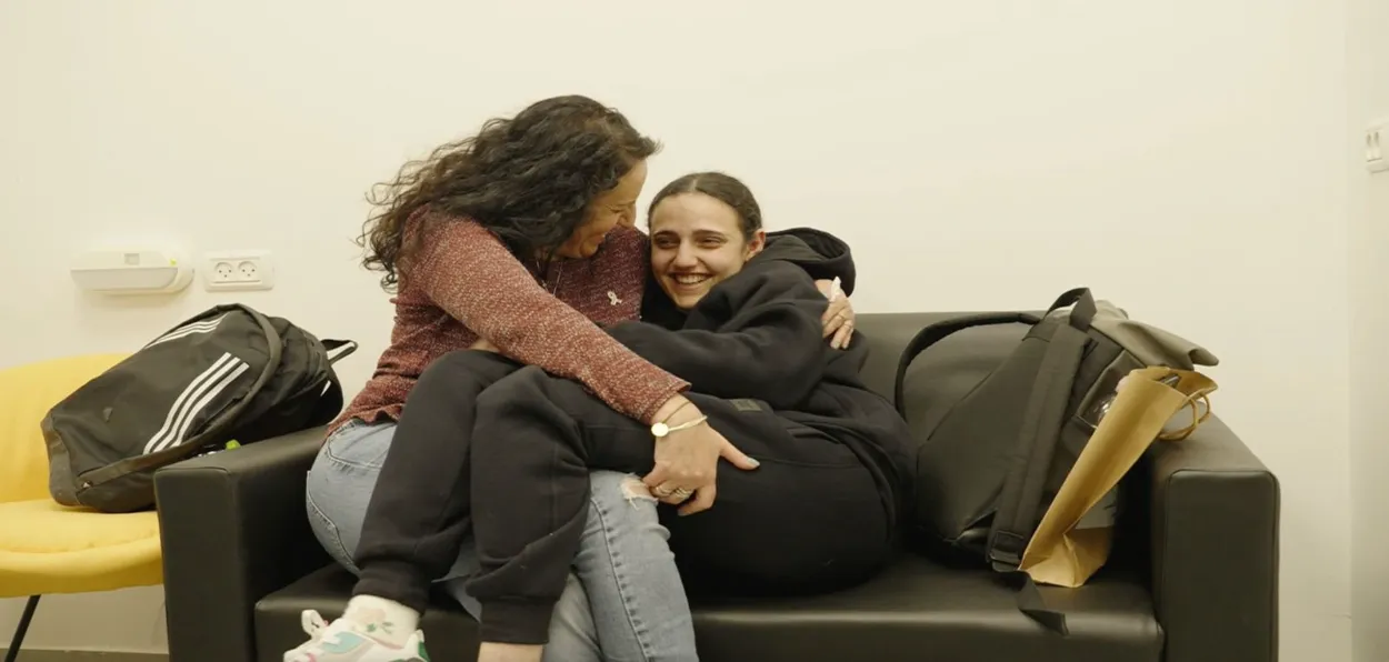 One of three Israeli hostages released by Hamas with her mother in a hospital