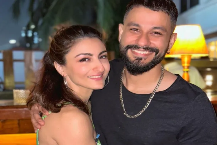 Actors Soha Ali Khan and Kunal Khemu