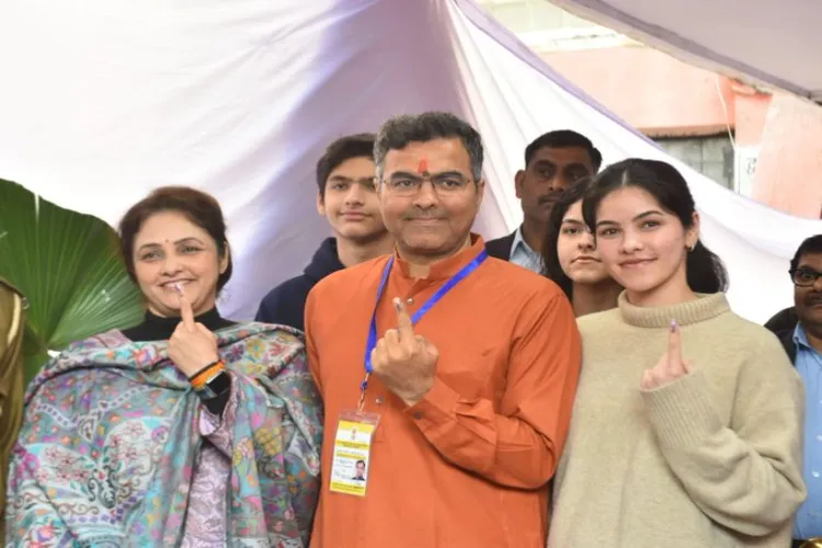 Parvesh Saheb Singh Verma with his wife and daughter