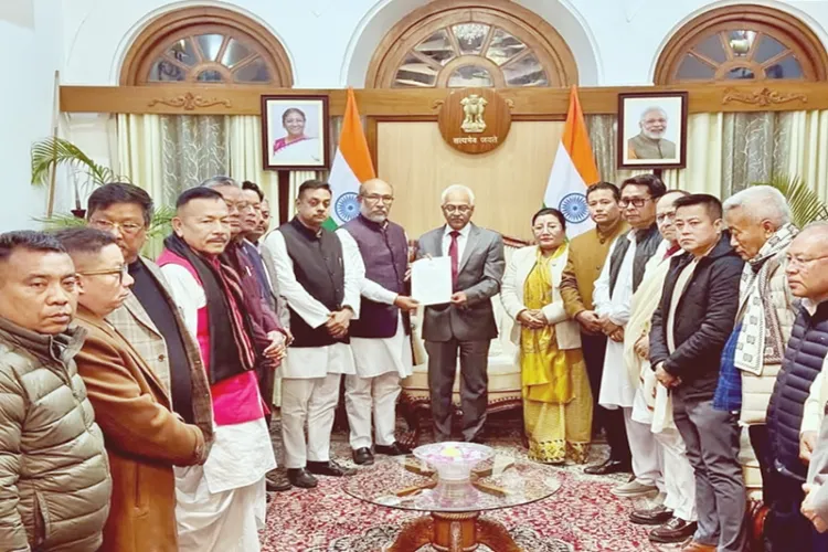 Manipur Chief Minister N. Biren Singh submittING his resignation to Governor A.K. Bhalla