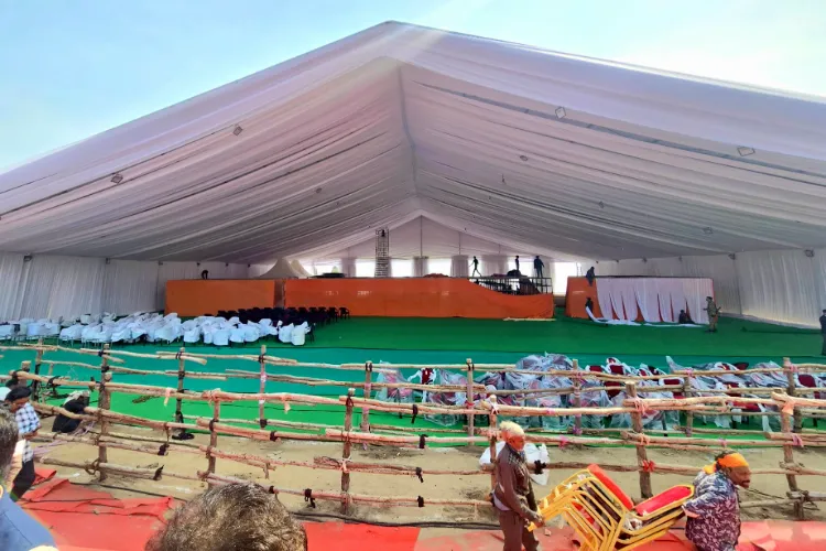 Preparations underway for the oath ceremony of the New Delhi government at Ramlila Maidan in New Delhi 