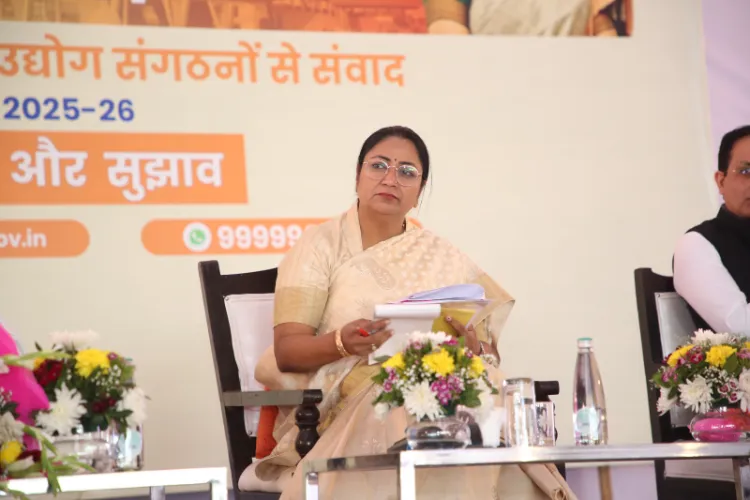 Will resolve problems of business community: Delhi CM Rekha Gupta